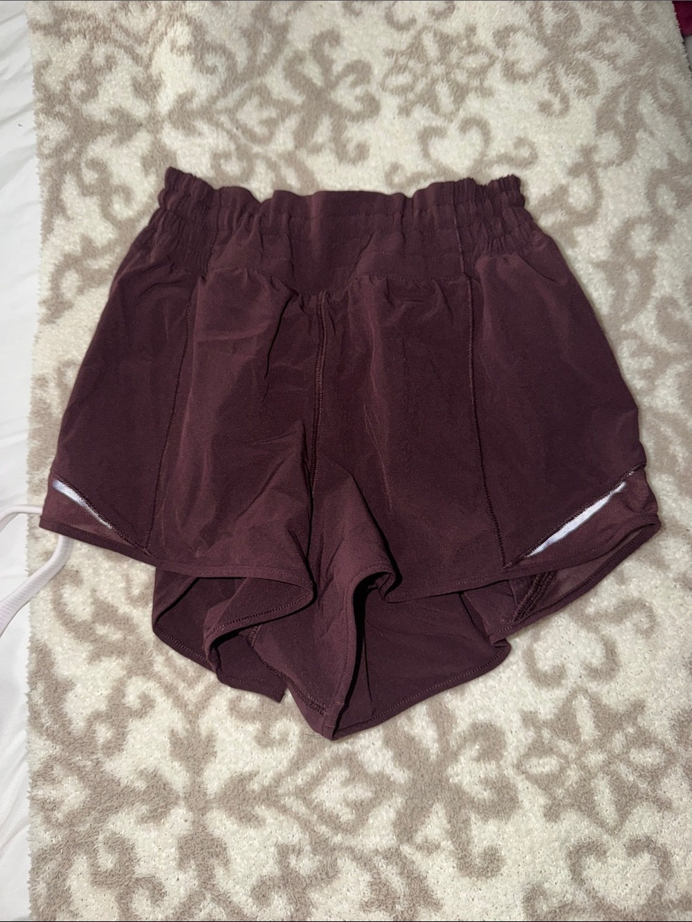 High-Rise Women’s Lululemon Hotty Hot Shorts in Deep Burgundy - size 6
